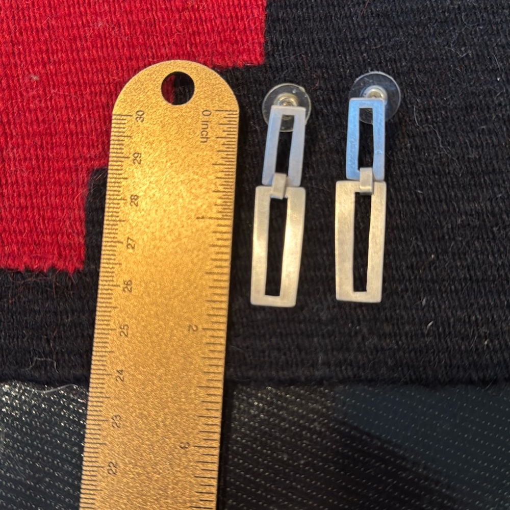 Sundancee earrings by Jane Diaz.
